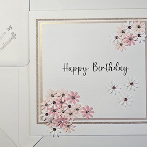 Cartão de feliz aniversário feito à mão
