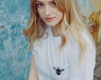 Bee Embroidered white organic t-shirt - unisex tee -bee embroidered t-shirt - gift ideas - cute bee t-shirt