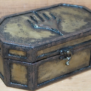 Handmade Brass Panel Octagon Deck Box: Trading Card Game Case