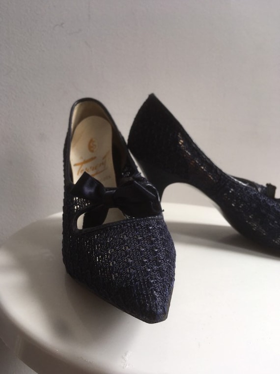 navy blue evening heels