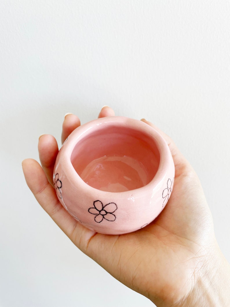 Small ceramic porcelain pink pinch pot with black flowers pencil drawing image 3