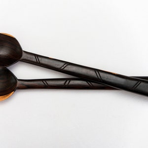 Unique and artisanal: Salad cutlery for the kitchen - Hand-Carved Ethnic Salad Cutlery Set - Pure Craftsmanship - KITA