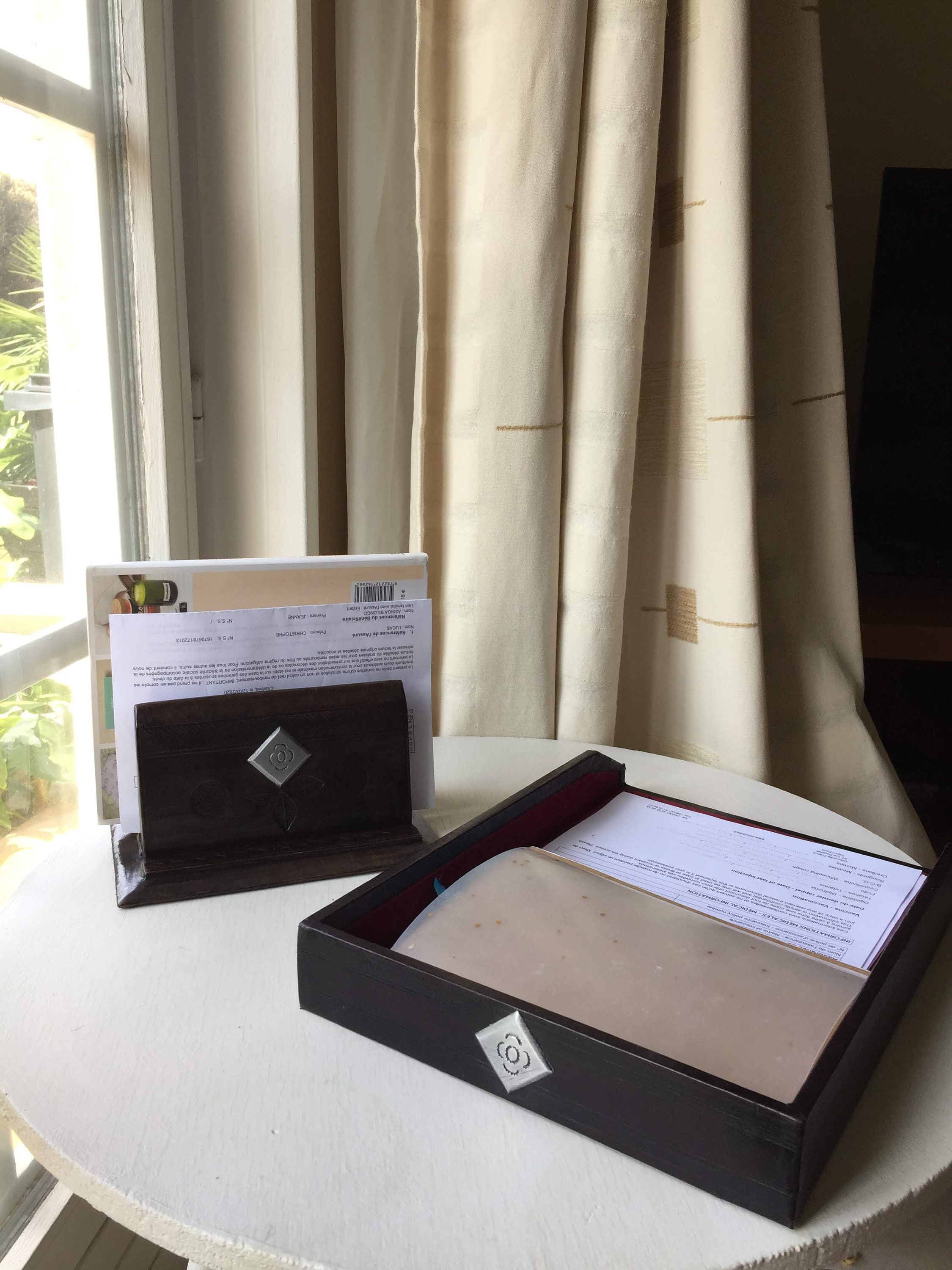 Accessoires de Bureau en Bois Exotique - 1 Porte Courrier + Corbeille à Fait Main Artisanat Du Nord 