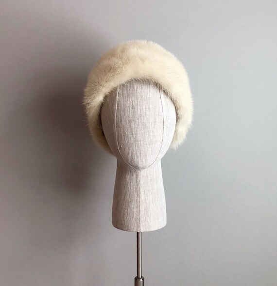Vintage 60s Blonde Mink Hat