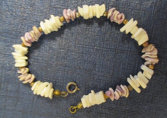 Vintage Puka Shell Bracelet, 7 1/4", 1980's, Whit… - image 3