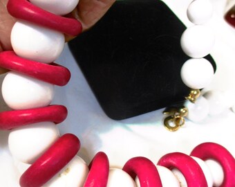 8 Chunky Choices, Vntg Necklaces: Shells, Agates Plastic Discs, Enameled Pendants, Glass Beads, Pearlescents, Estate Sale Finds G093