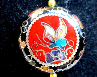 Unique glass cloisonne 2-sided 1" pendant on 29" serpentine chain. Vintage. #2660
