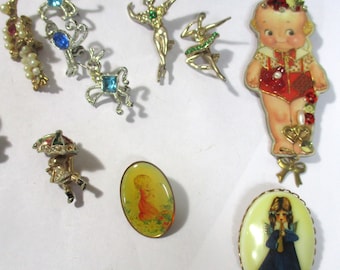 Novelty Pins, 13 picks, Vintage : Sports, animals, collectables, hobbies, personal, special, memorable, unique giftables G058
