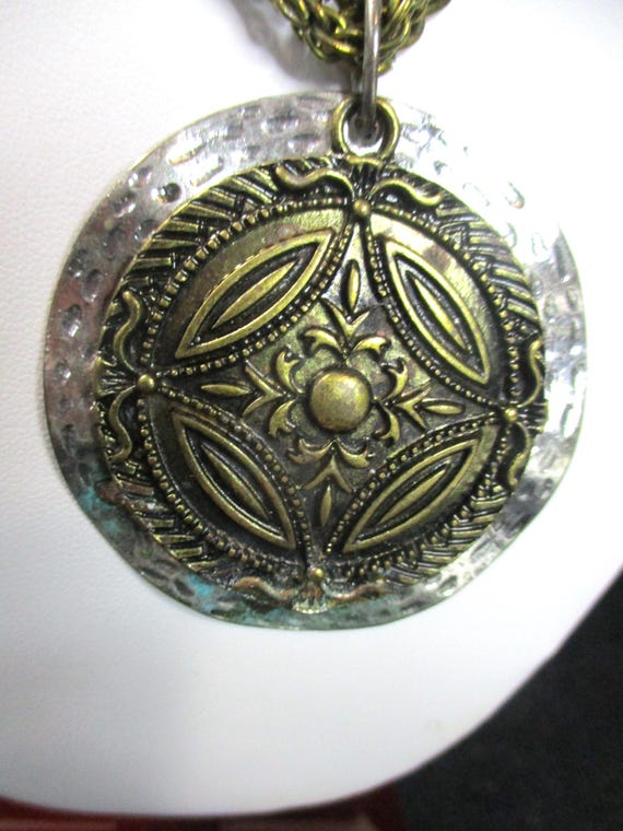 Vintage Ruby Rd Medallion /Statement Necklace & P… - image 4