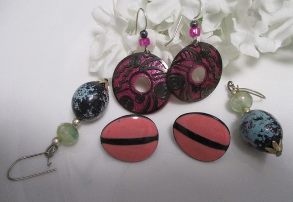 Raspberry Fields: 3 pair MOD, pink-toned vintage … - image 1