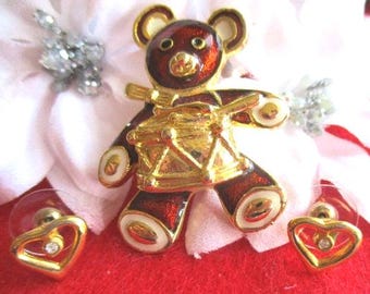 Holiday Drummer Bear Pin + Year-Round Rhinestone heart pierced earrings: Enameled Goldtone Pin.  Vintage 2 pc set, Estate sale items  DS166