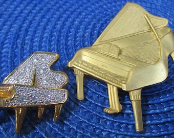 Vintage Grand Piano Duo, Gold-toned pins. Brushed Gold JJ 1988. Rhinestone embellished golden piano. Set of 2 pins. Estate Sale Finds #2336
