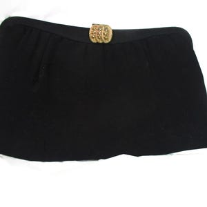 Clutch vintage: HL USA Harry Levine - Clutch de noche negro de crepé con monedero. Asa de cadena convertible. Rescate de venta inmobiliaria n.° 2451.