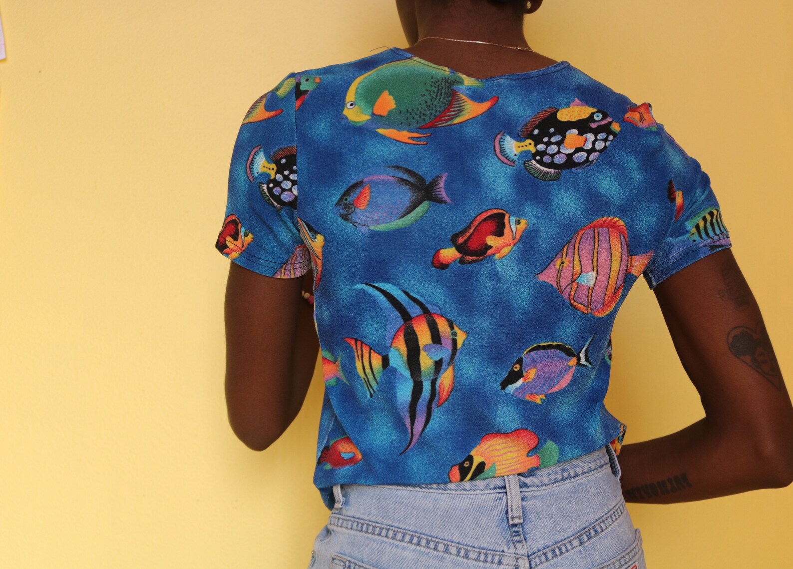 Vintage 90s Stretchy Fish Shirt | Etsy