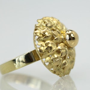Cartier 6.5 18k yellow gold flower ring with polished ball on top and matching band image 3