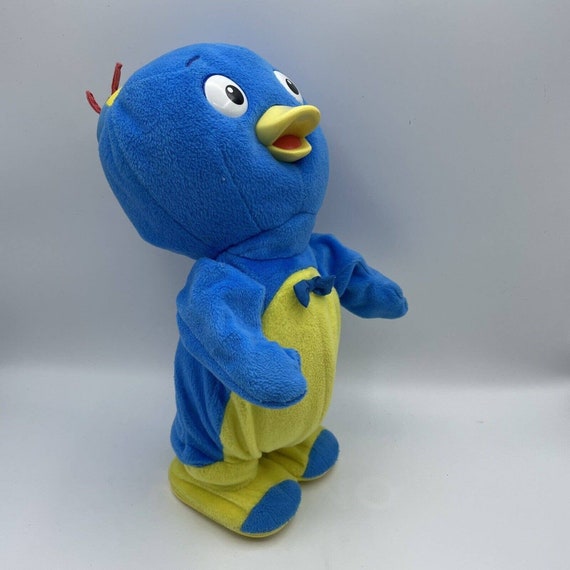 2005 Fisher Price Backyardigans Penguin Sing & Spin Pablo Talking Dancing  Plush 