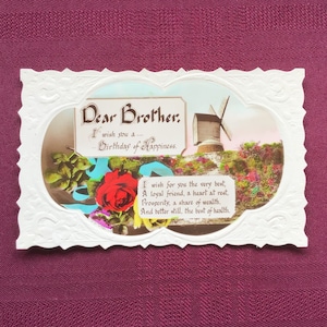 Vintage Geburtstagspostkarte/Bruders Geburtstag/Ländliche Szene mit Windmühle/Blumenschale/ Geprägte Postkarte/ Sammler Ephemera
