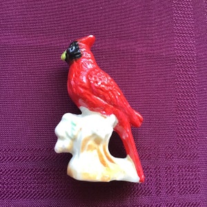 小さな陶器の鳥の飾り/赤いカーディナルの置物/手描きの陶器/鳥好きの方/彼女への贈り物