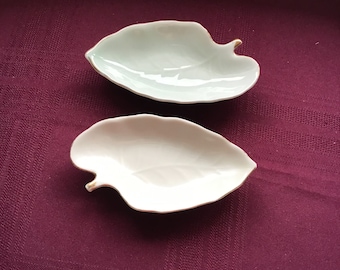 Small Ceramic Leaf Dishes/ Pale Pink and Pale Grey/ Pin Trays/ Trinket Dishes/ Made in Japan/ Autumn Decor