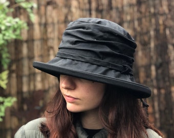 Zwart - Britse gewaxte katoenen regenhoed - damesregenhoed - gewaxte katoenen hoed - waterdichte hoed - pop-uphoed - waterdichte dameshoed