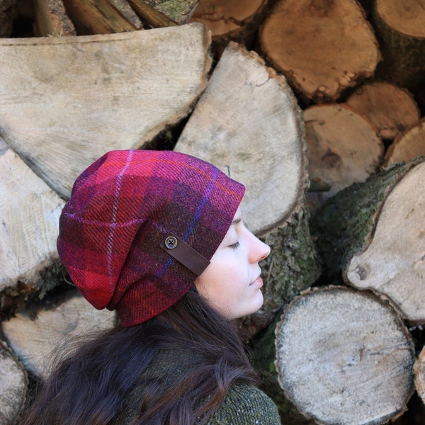 Harris Tweed slouchy beanie Cerise/Brown - winter hat - beanie hat - slouchy beanie - warm hat - tweed hat - autumn hat - comfortable hat