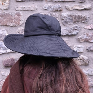 Black British Waxed Cotton Rainhat, Large brimmed rainhat, collapsible rainhat, women's rainhat, waterproof hat, autumn hat, pop up image 7