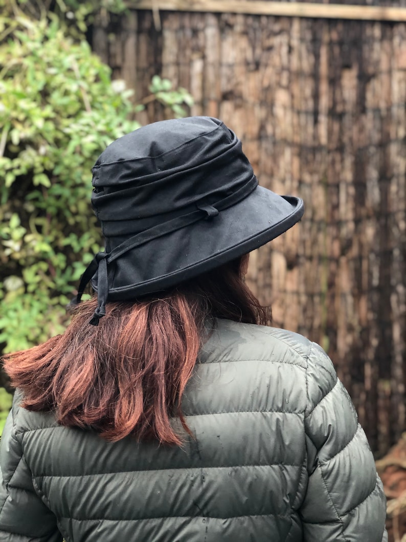 Noir chapeau de pluie en coton ciré britannique chapeau de pluie pour femme chapeau en coton ciré chapeau imperméable chapeau pop up chapeau imperméable pour femme image 3