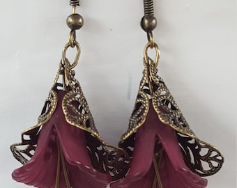 Antique gold /Maroon flower earrings