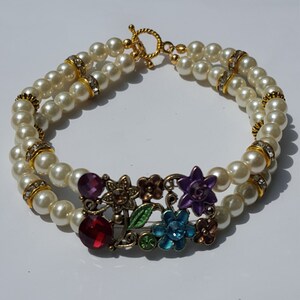 Double strand faux pearl bracelet