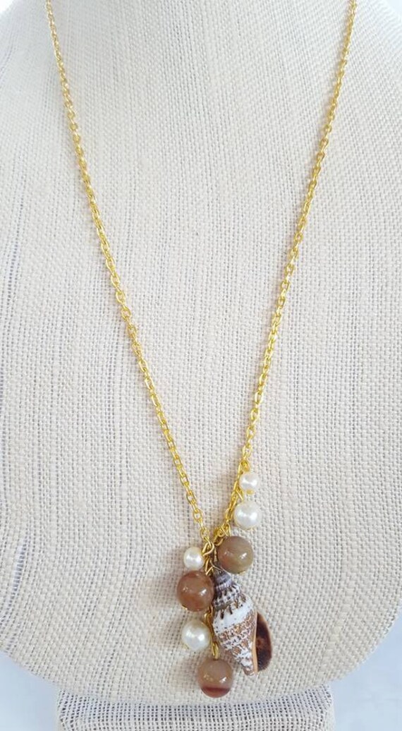 Seashell pendant necklace Etsy