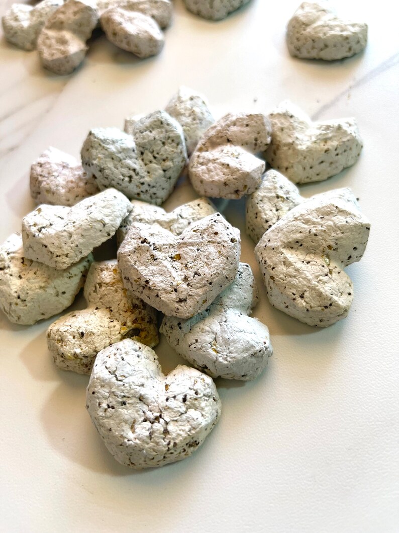 Bulk Seed Bombs, Geometric Heart Shaped, Eco Friendly Wedding & Party Favors, Recycled, Plantable Wildflower Seeds, Biodegradable Bild 7