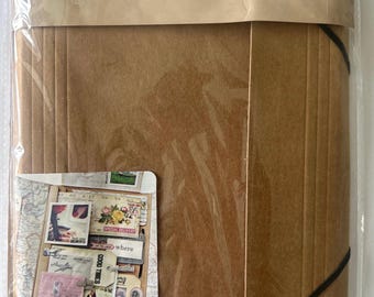 Tim Holtz Idea-ology Small Collection Folio | Interactive Memorabilia Folder | Photo Keepsake Album Base | Mixed Media Journal