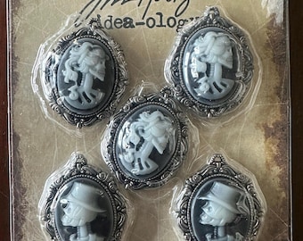 Tim Holtz Idea-ology Crypt Cameos TH93602 Retired Halloween Embellishments Rare Sealed 5 Piece Set