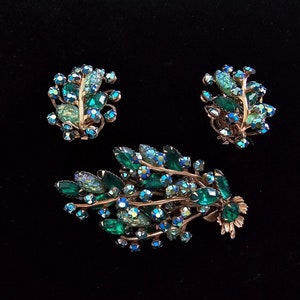 Vintage Unsigned Judy Lee Emerald Green Rhinestone Large Brooch Pin Earring Set