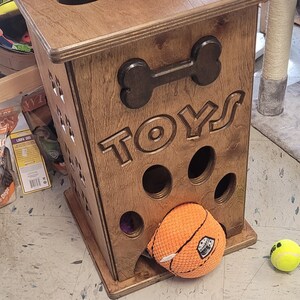 Dog toy box