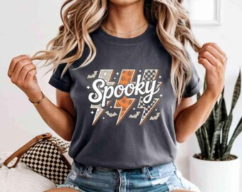 Spooky Season 90s Theme T-Shirt PNG: Herbst Design mit Blitzschlag (Digitaler Download)