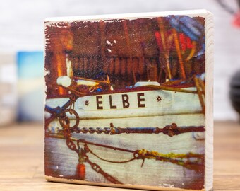 Wooden picture 'Elbe Hull' - nautical aesthetics in wood