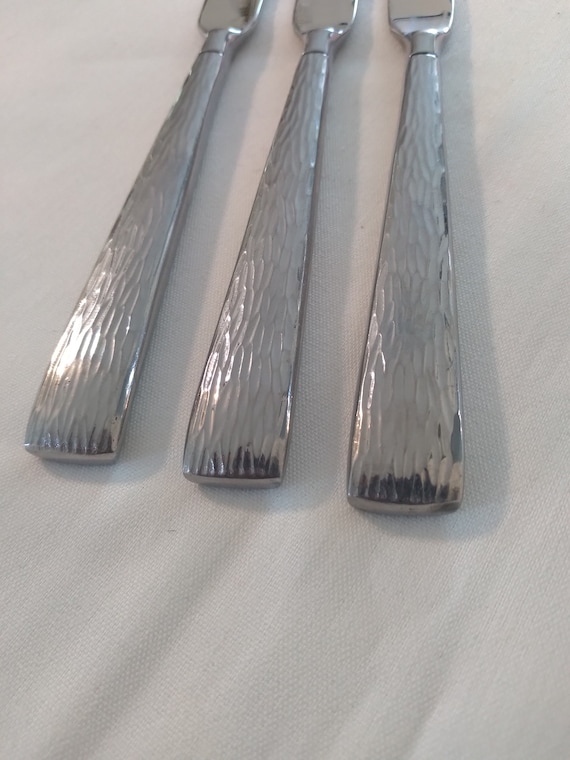 Hampton Forge Signature Brocade Hammered 45-Piece Flatware Set%カンマ% 367B045HBB by Hampton Signature Brocade Hammered 5pc Place Setting | Hampton Signature