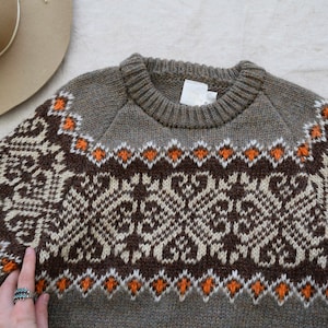 Vintage S fit 37&quot; Karibou Knitting Acrylic Mohair Wool Knit Chunky Raglan Sweater Neutral Brown Gray Orange Pullover