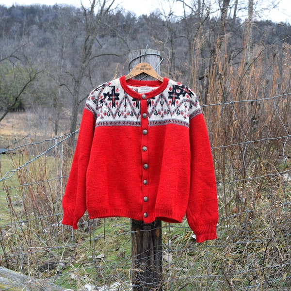 60s Jersild Knit L Neenah WI Red Cream Wool Button Down Cardigan Sweater Jumper Cottage Folk Nordic Fair Isle Vintage Cabin