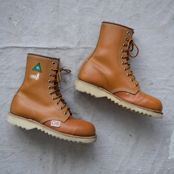 waterproof lace up work boots