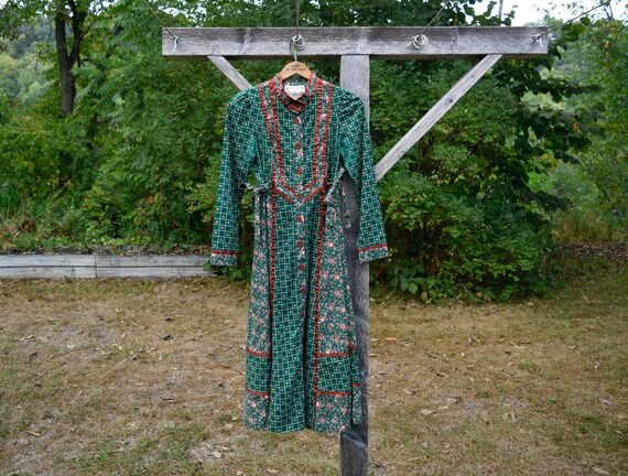 70's Sleeveless Floral Midi Dress by Gunne Sax by Gunne Sax