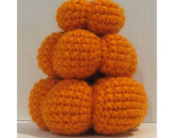 Crochet fait à la main Amigurumi Pumpkin Stack Décoration d’automne Orange de différentes tailles