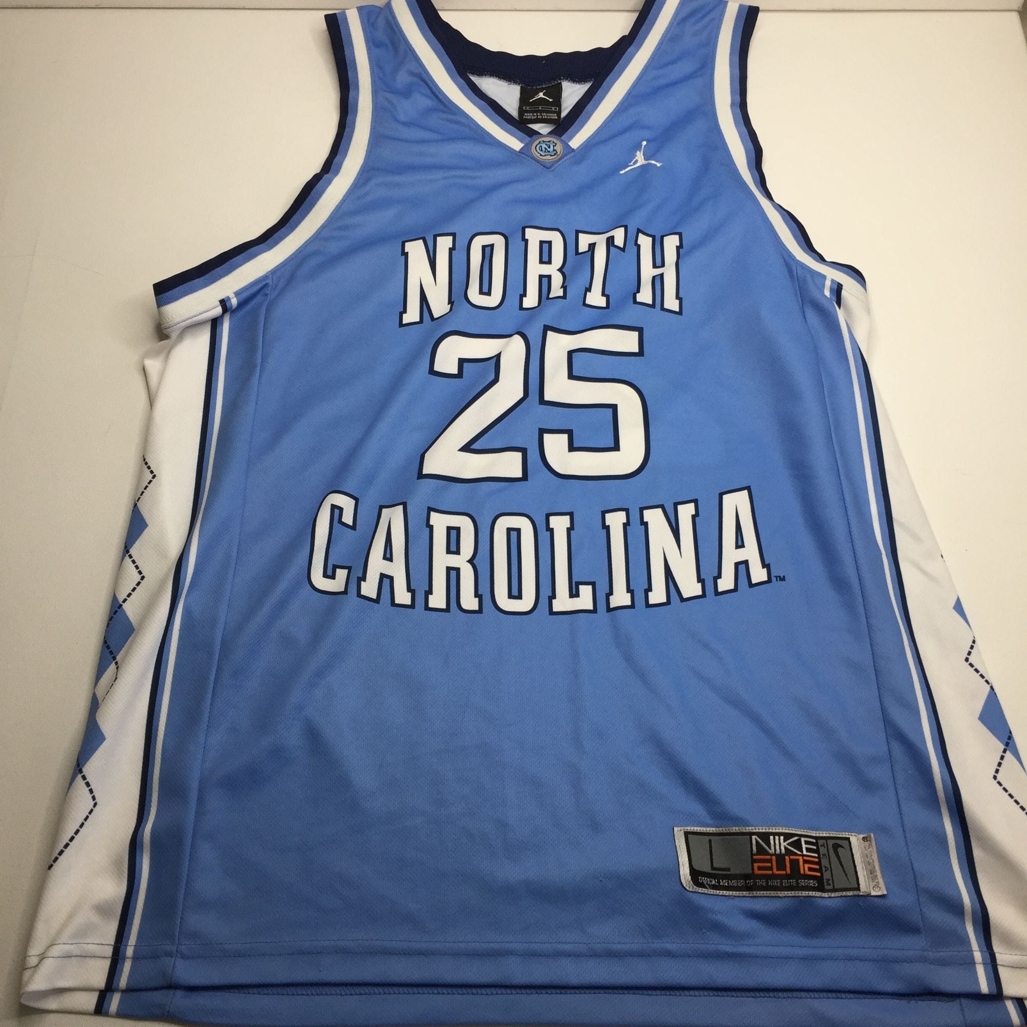 Vintage Air Jordan Nike Elite UNC Carolina Basketball Shirt Size M