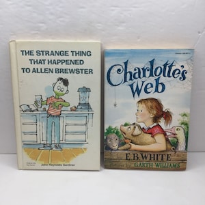 Lot 2 Kids Chapter Books Charlotte&#39;s Web Strange Thing Allen Brewster Gardiner