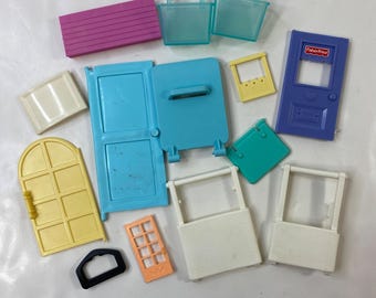 Fisher-Price Puppenhaus Süße Gassen Ersatzteile Türen Fenster Betten