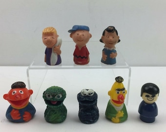 vintage Sesame Street Peanuts Muppets Figures Lot de marionnettes à doigt