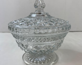 Anchor Hocking Wexford Crystal Pedestal Candy Bowl Dish With Lid Vintage
