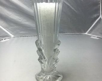 Vintage 80s Art Deco 8" Glass Fan Decorative Bud Tulip Vase