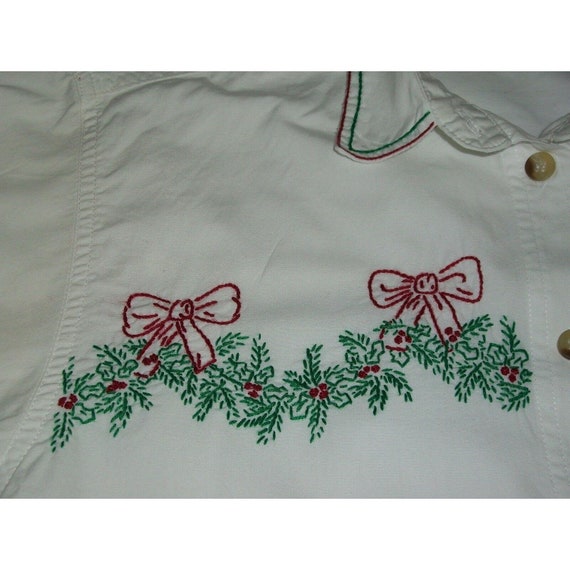Christmas Hand Embroidered Holiday White Cotton S… - image 3